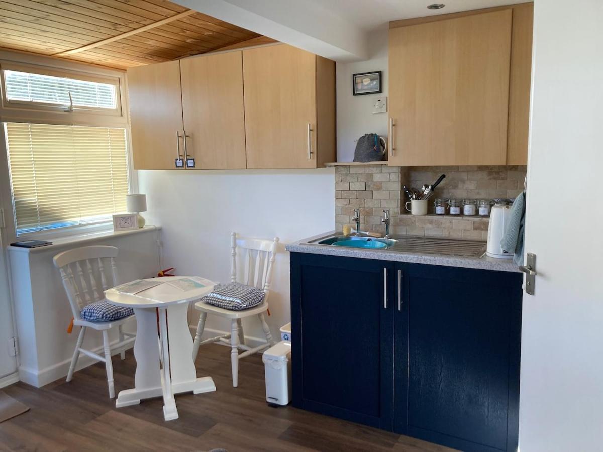 Self-Contained Cosy Garden Room Seven Sisters Seaford Esterno foto